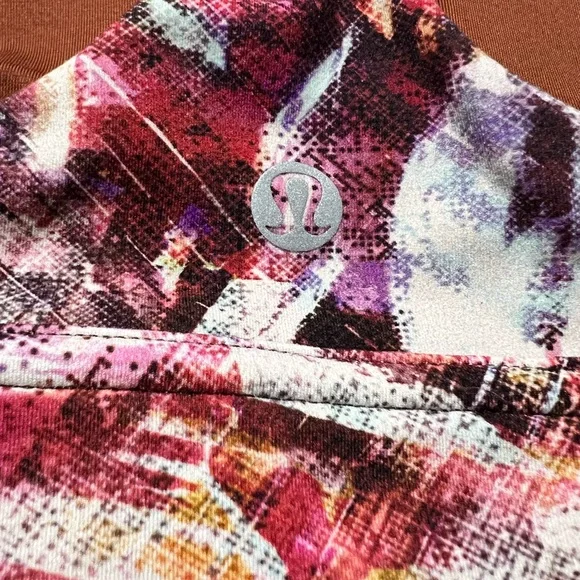 Lululemon Wunder Training Lined Bra Everlux Size 4 - Picture 3 of 4